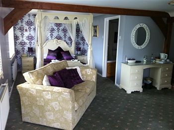 The White Horse Hotel Хейвърхил Екстериор снимка